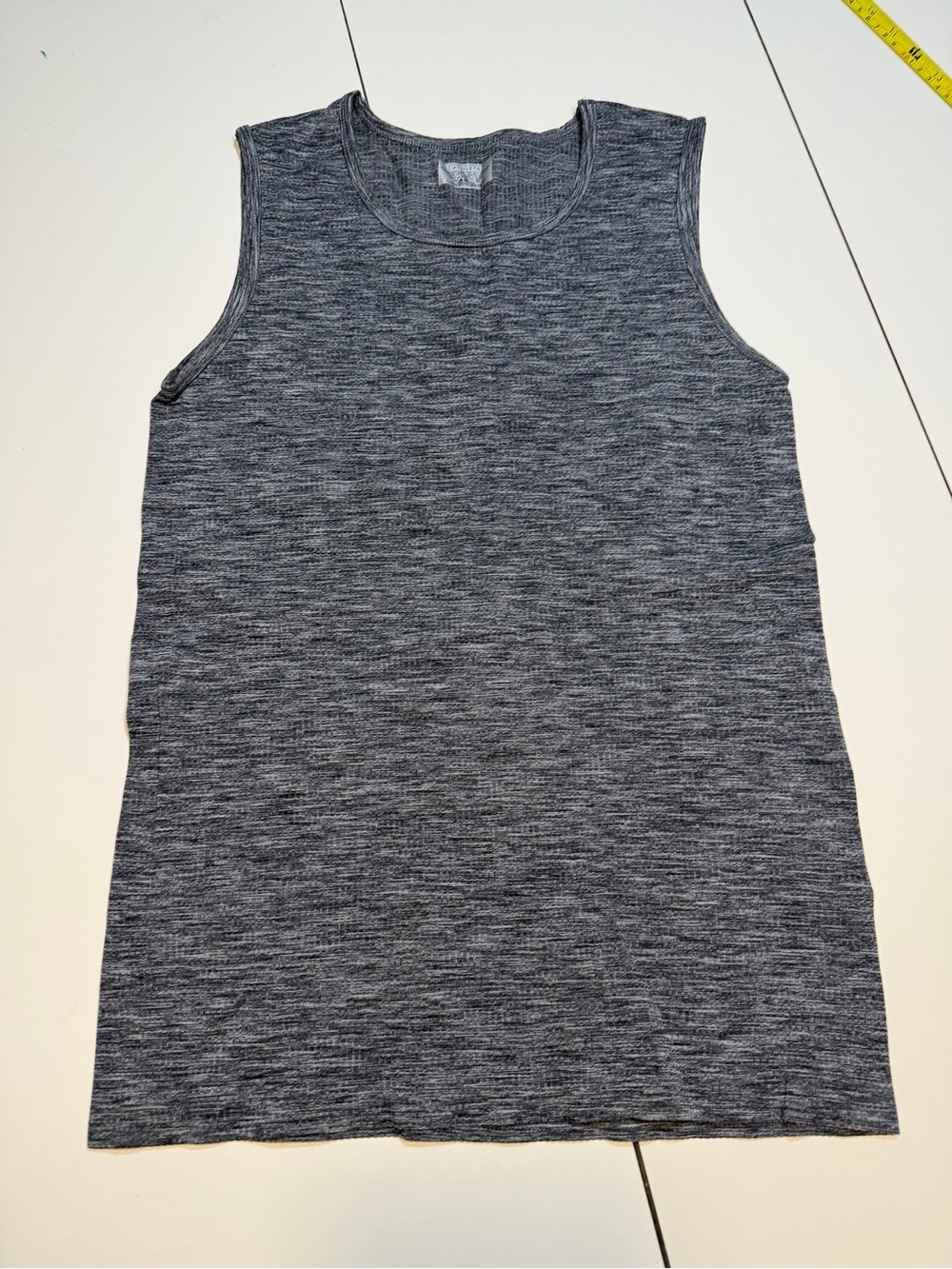 Athleta Renew tank top in a gray heathered seamless XL